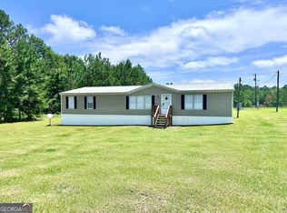 802 Alberta And Willie Robinson Rd, Claxton, GA 30417