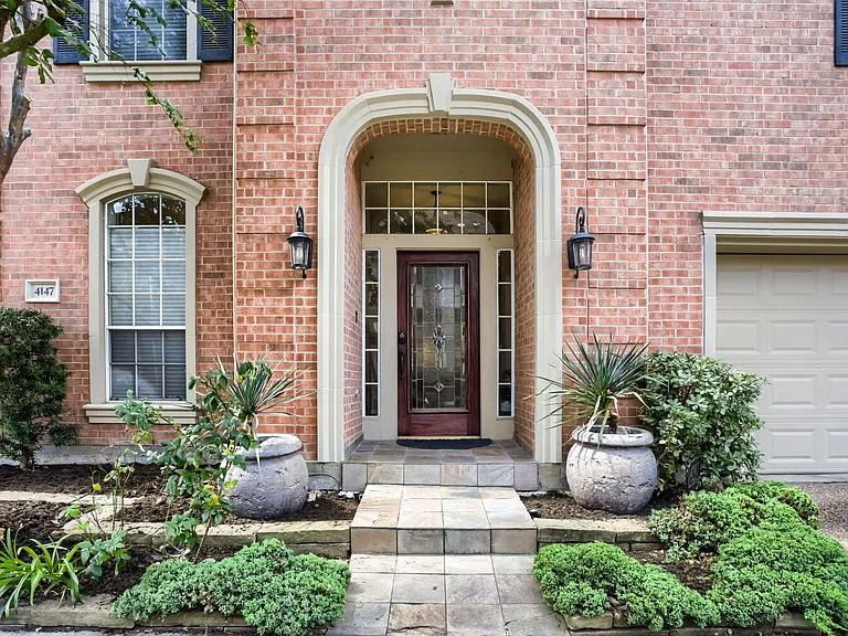4147 E Northampton Pl — Photo 3