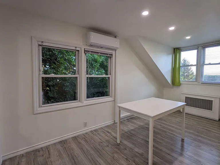 146 Macfarland Ave #2 — Photo 3
