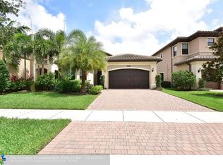 8218 Lawson Bridge Ln, Delray Beach, FL 33446