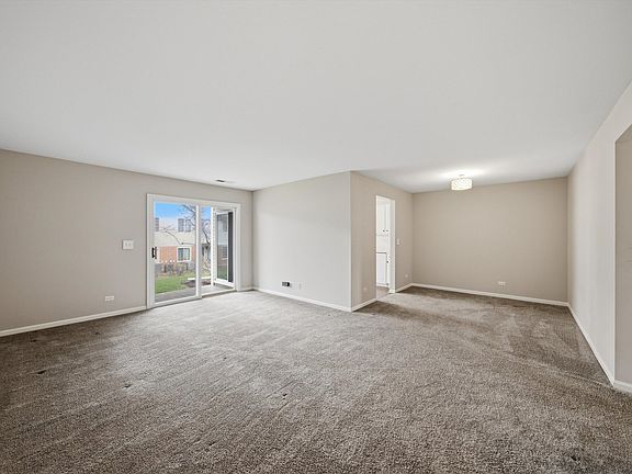 2nd image of 221 Norfolk Ct APT 3