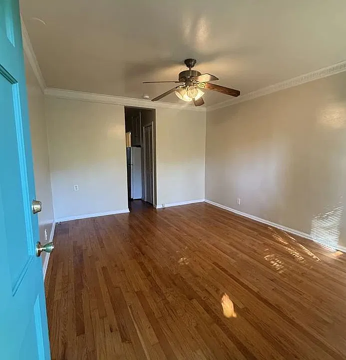 901 N Formosa Ave #907