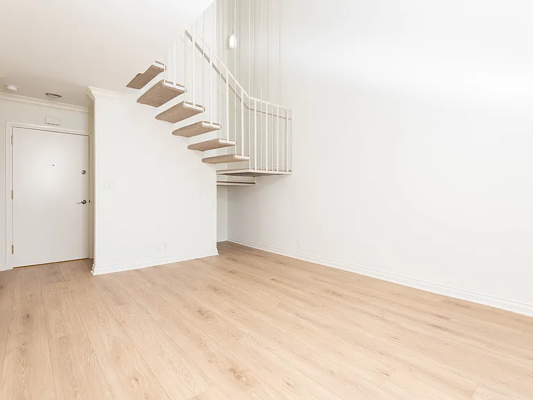 8211 Redlands St #8 — Photo 9