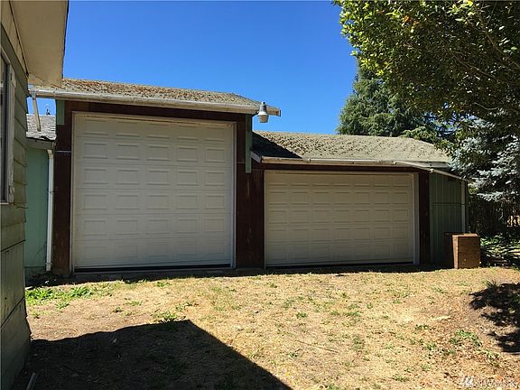 4th image of 35841 52nd Ave S