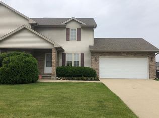 1467 Moluf St, Dekalb, IL 60115