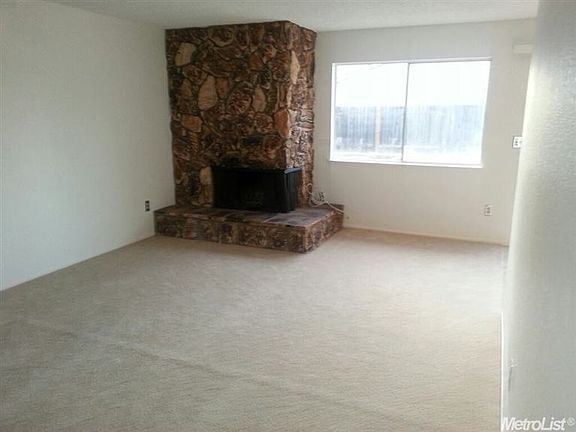 5th image of 7250 Fletcher Farm Dr