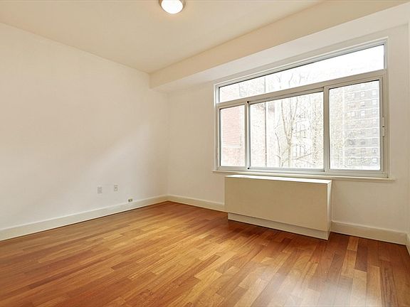 4th image of 106 W 116th St APT 4A