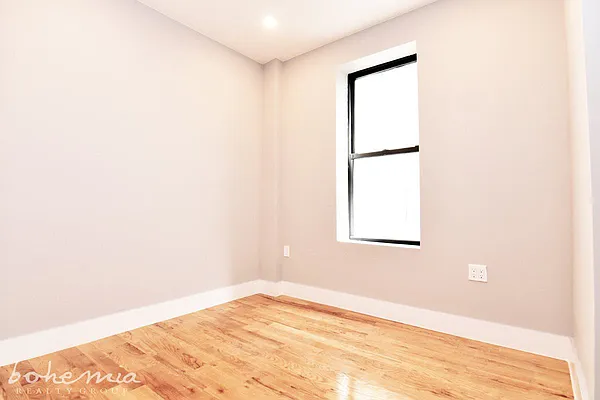 Rented by Bohemia Realty Group | media 23