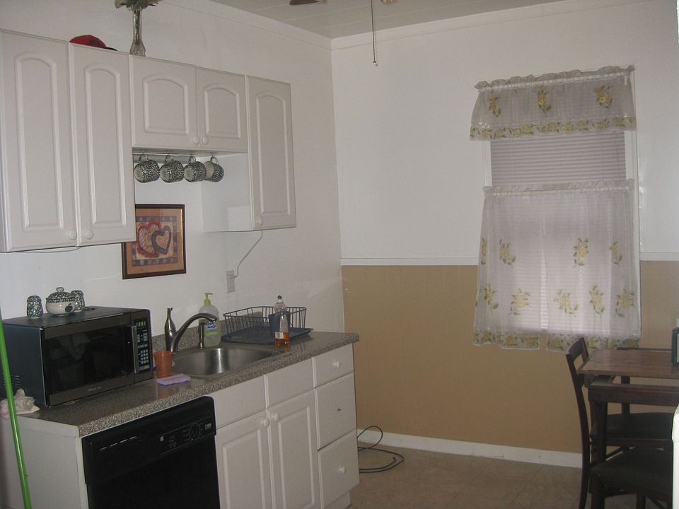 1st image of 105 Hubbell Ave