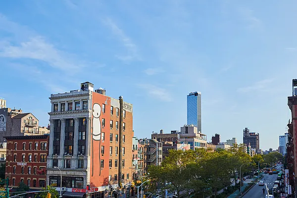 Rented by Brown Harris Stevens | media 10