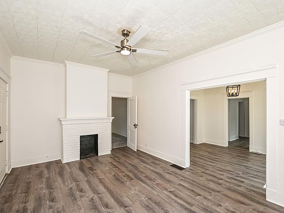 3rd image of 834 N 23rd St