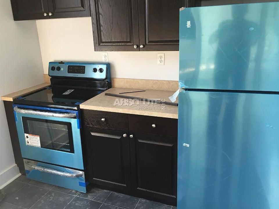 2nd image of 112 Sherman Ave APT 9