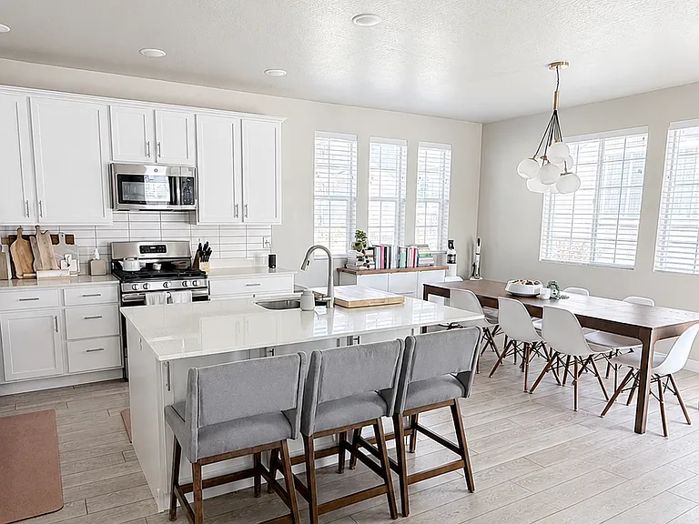 3334 W Lazy J Ln — Photo 6