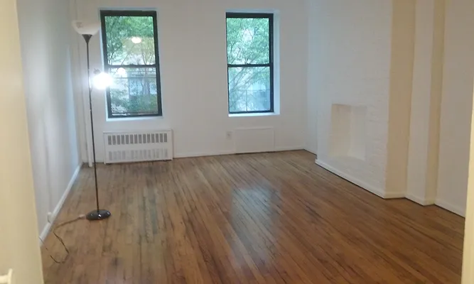 Rented by Susan J. Conaway, LREB | media 18