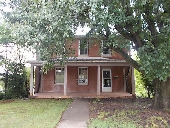 2nd image of 623 Watt St