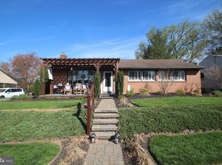 523 E Hummelstown St, Elizabethtown, PA 17022