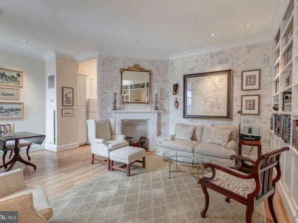 1615 Q St NW, Washington, DC