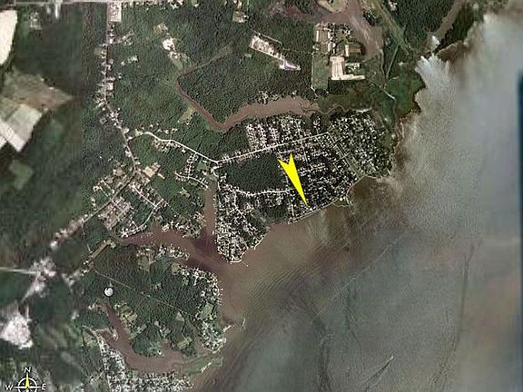 3rd image of 1220 Chesapeake Dr