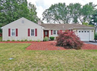 35 Clover Dr, West Hartford, CT 06110