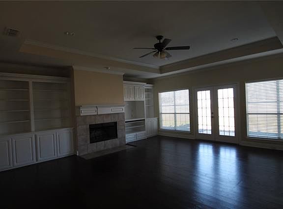 5th image of 1926 Thornberry Dr