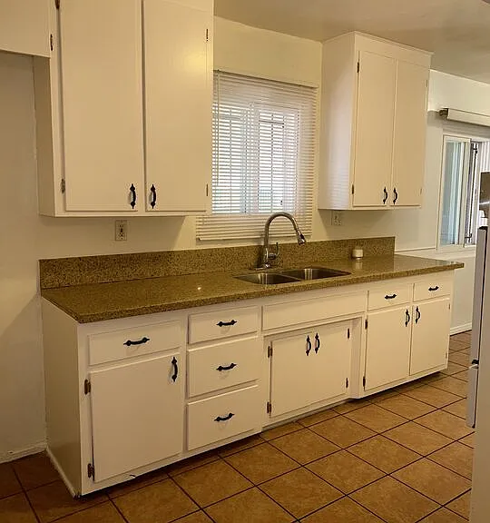 10432 Crenshaw Blvd — Photo 12