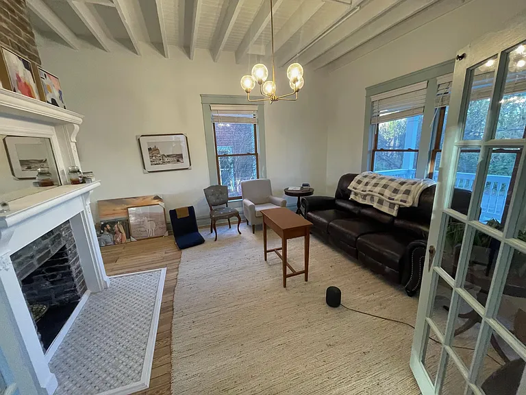 1519 Fremont Pl — Photo 7