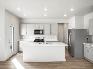 952 E Eden St, Eagle Mountain, UT 84005