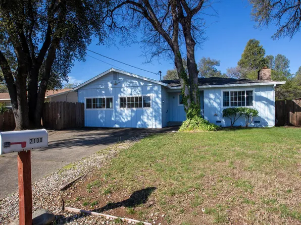 2100 Deerfield Ave, Redding, CA 96002