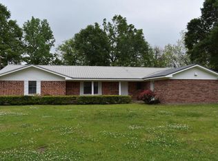 108 Temple St, Jonesville, LA 71343