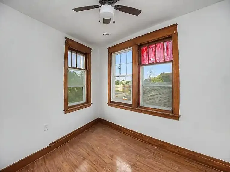 2015 Genesee St #UPPER — Photo 13