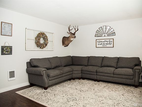 3rd image of 11789 Denny Ave SW