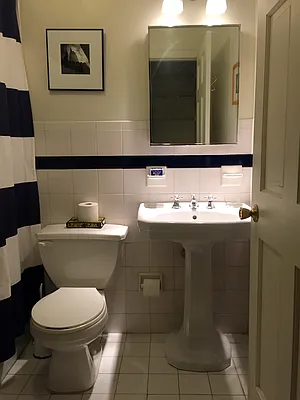 Sold by Owner | media 9