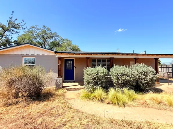 1815 Avenue I Pl, Levelland, TX 79336