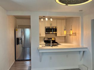 16357 Walnut St, Fontana, CA 92336