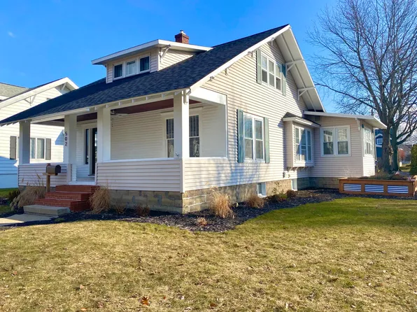 502 N Rath Ave, Ludington, MI 49431