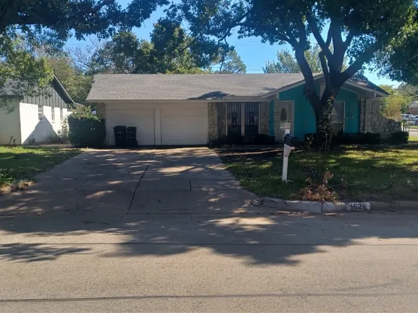 1621 Barron Ln, Fort Worth, TX 76112