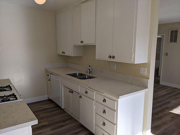5th image of 848 S Holt Ave APT 305