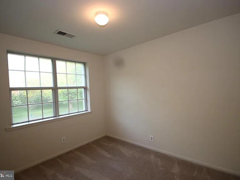2832 S Wakefield St #C — Photo 14
