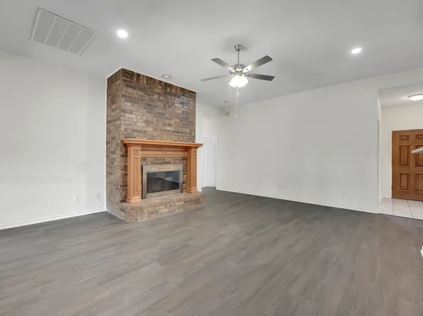 806 Weeping Willow Ct, Allen, TX 75002