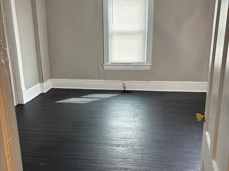 423 Church Ave SE #A — Photo 7
