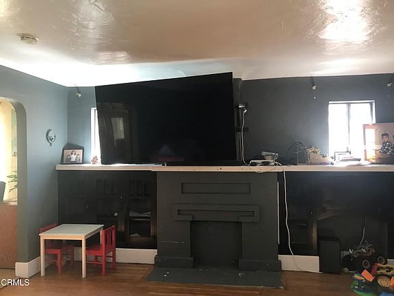 3rd image of 1426 McCollum St