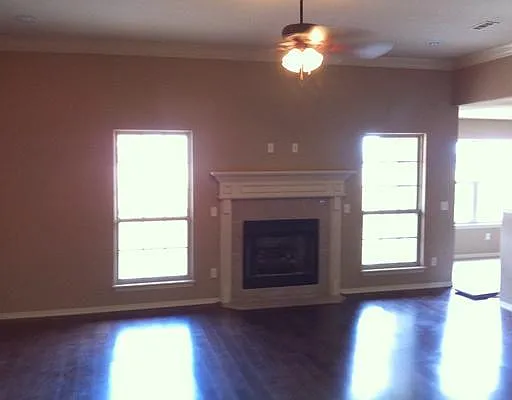 Building Photo - 7518 Alivia Cir