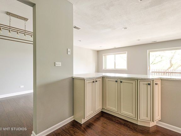 5th image of 3110 Pheasant Creek Dr APT 314
