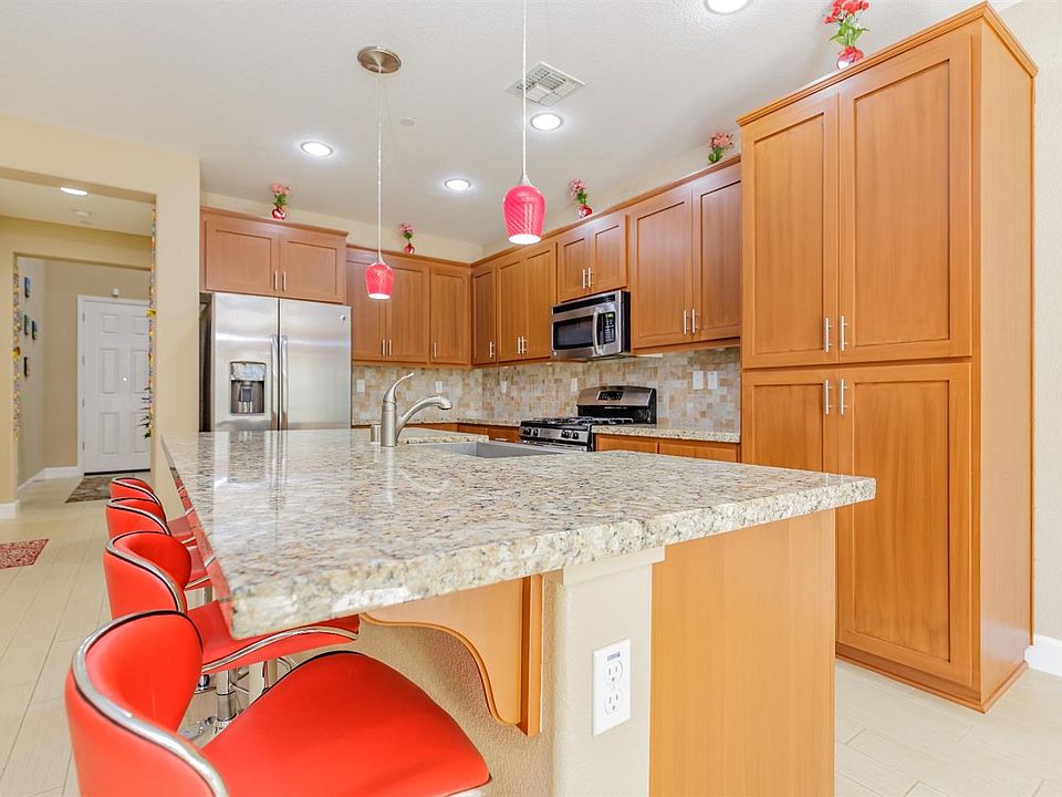2nd image of 1419 Bicker Cir