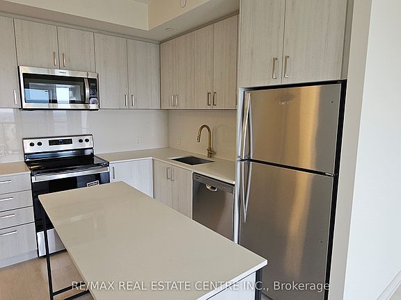 3rd image of 8010 Derry Rd #1301