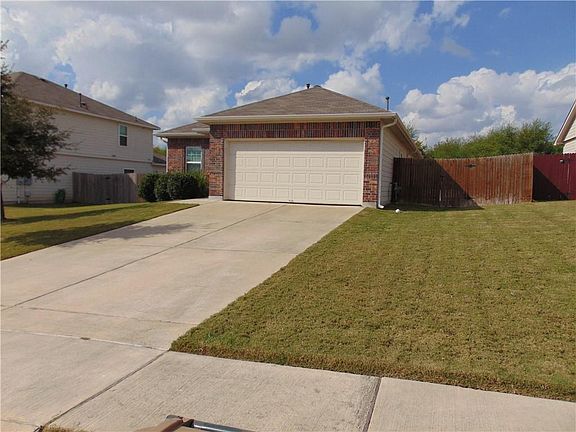 3rd image of 124 Hollis Ln