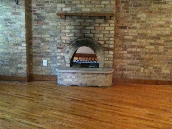 2nd image of 2306 N Lincoln Ave APT 3A