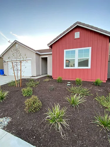 4989 Gold Rush Dr Photo 1