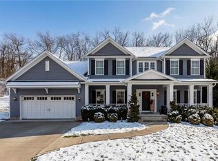 206 Gabrielle Dr, New Kensington, PA 15068