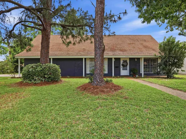4401 Graves Ave, Groves, TX 77619